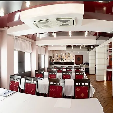 Politanski Hotel 3*